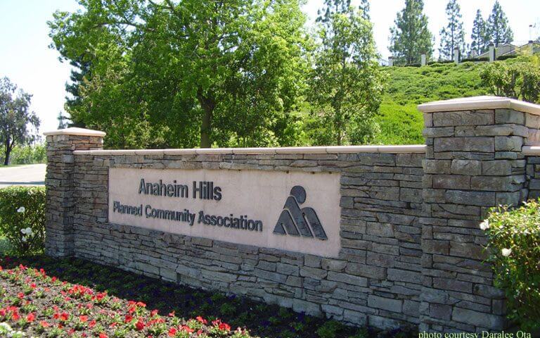 Anaheim Hills Community Sign