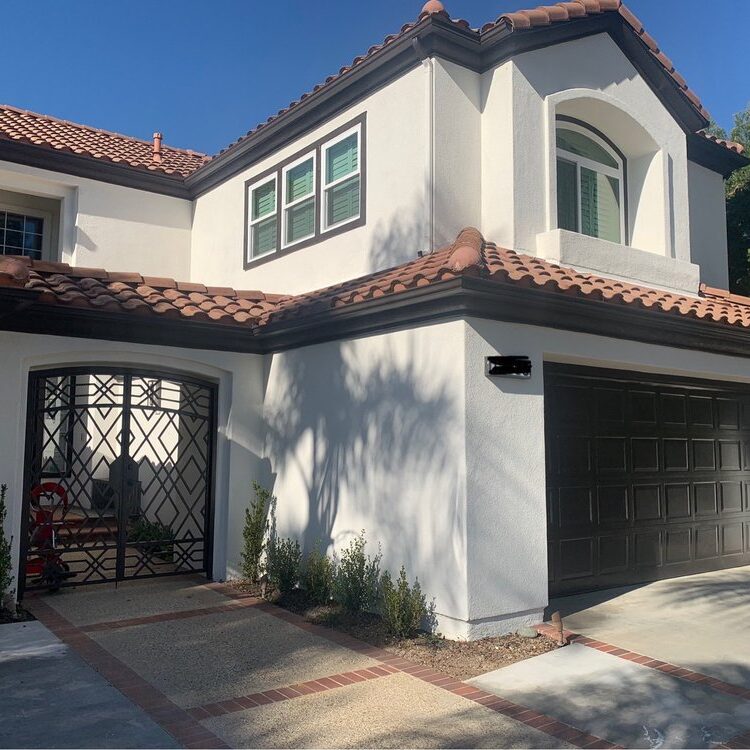 An exterior home freshly painted by One Way Painting professional house painters in Tustin.